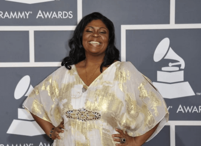 Kim Burrell Net Worth